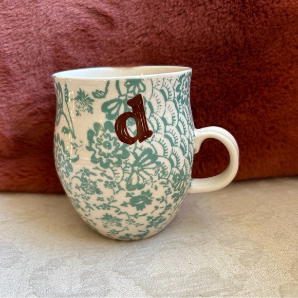Anthropologie heirloom monogram mug “d” - Picture 1 of 7